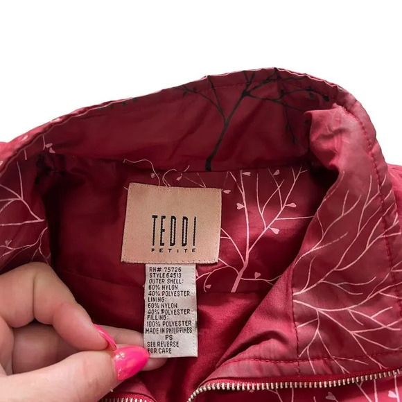 Vintage TEDDI Women's Small Petite Red Floral Puffer Full Zip Jacket - Picture 2 of 4